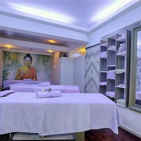 Hotel Cleopatra Golden Beach